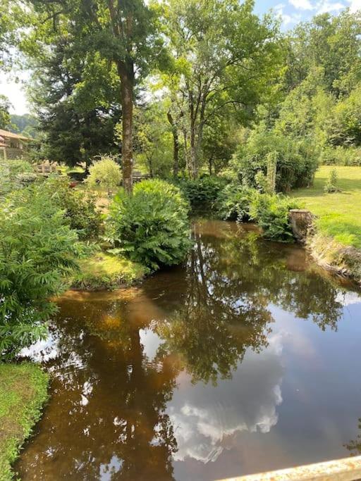 Le Gite De Lou - Piscine Privative Et Massages Bien-Etre Villa Mazerolles  Bagian luar foto